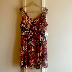 Flower pattern never worn XL